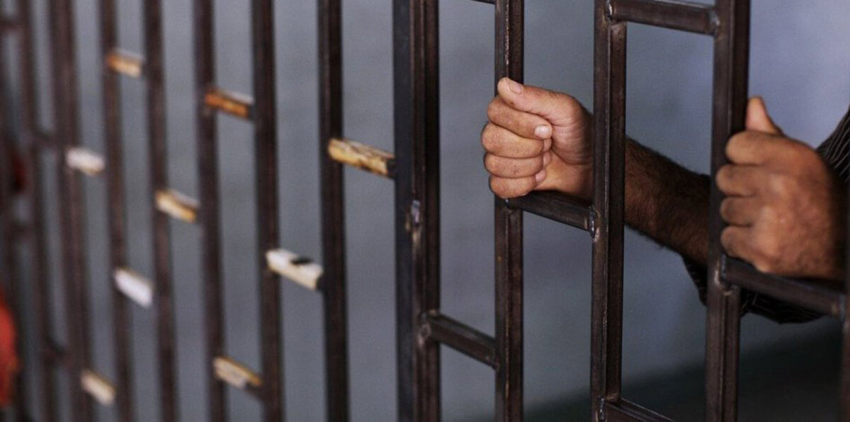 ضبط مصري هارب من 100 حكم بالسجن