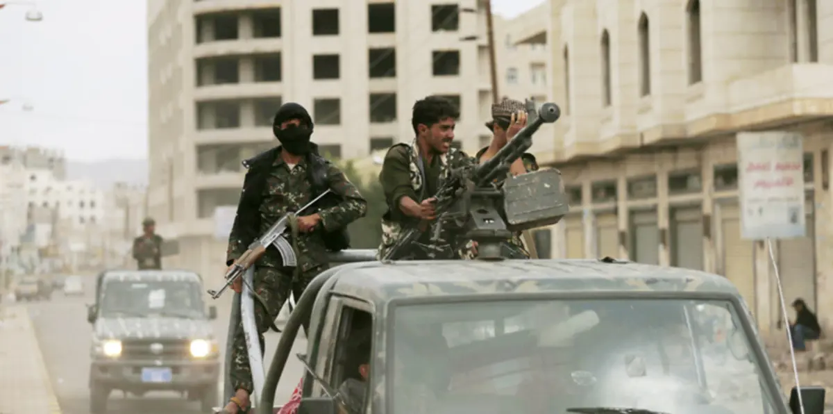 الجيش والمقاومة يدخلان مدينة المكلا في حضرموت بعد طرد القاعدة منها