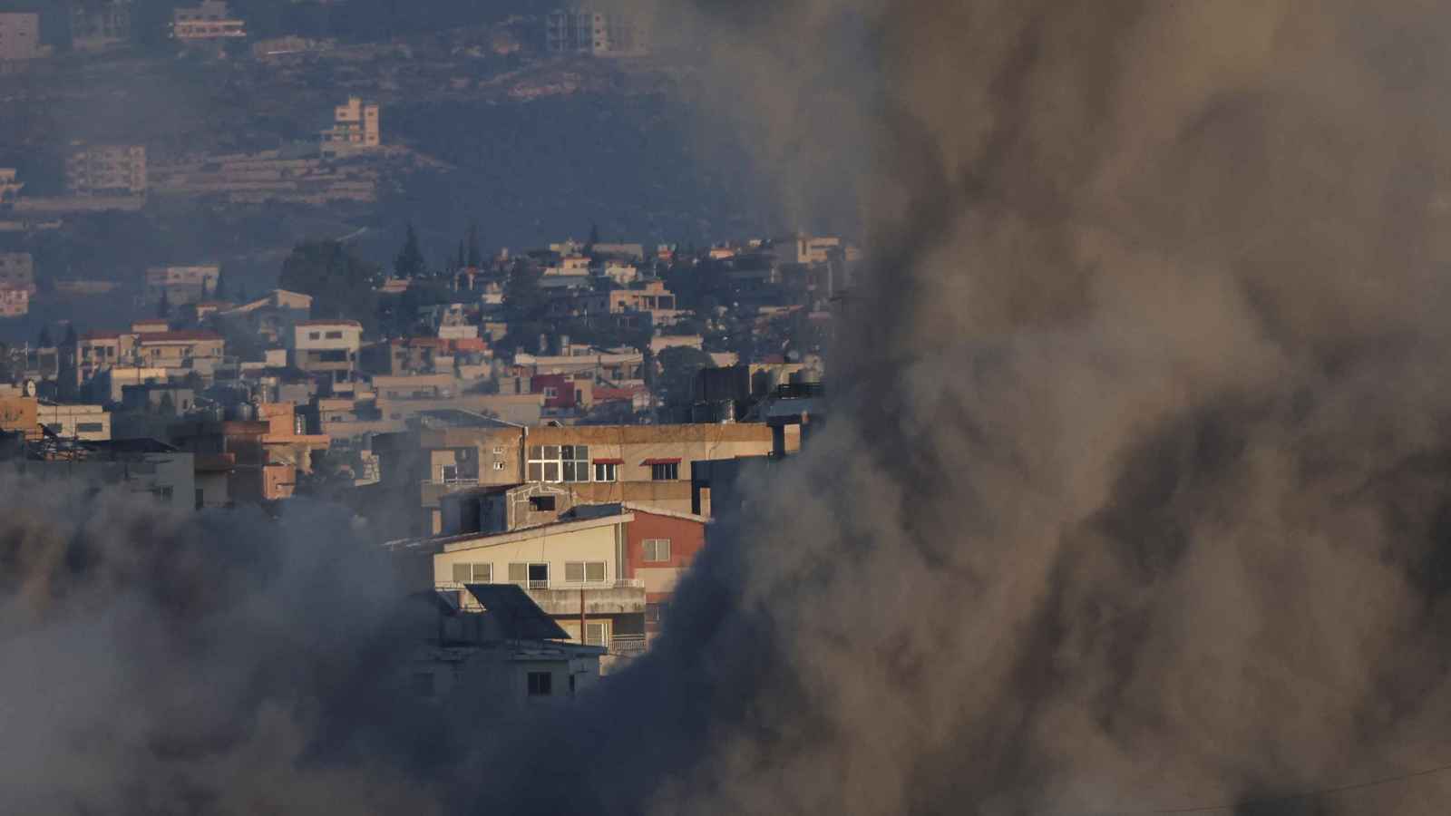 محللون: "ضوء أخضر" أمريكي وراء حرب إسرائيل على جنوب لبنان