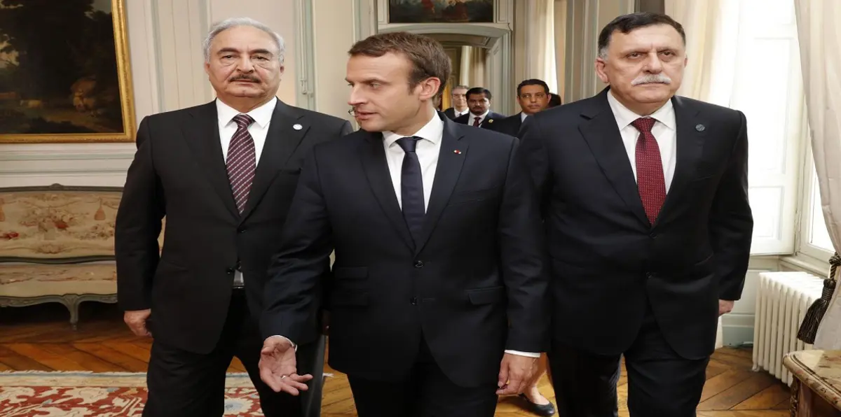 حفتر يعلن التزامه بنتائج اجتماع باريس‎ حول الأزمة الليبية