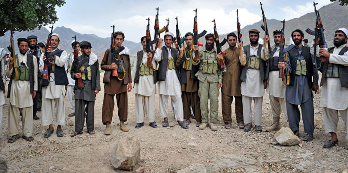 مقتل 31 من عناصر طالبان وداعش شرق أفغانستان