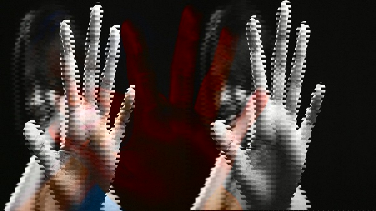 اغتصاب جماعي لمتحولة جنسيًا وتعذيبها بعد اختطافها في الباكستان (صور)