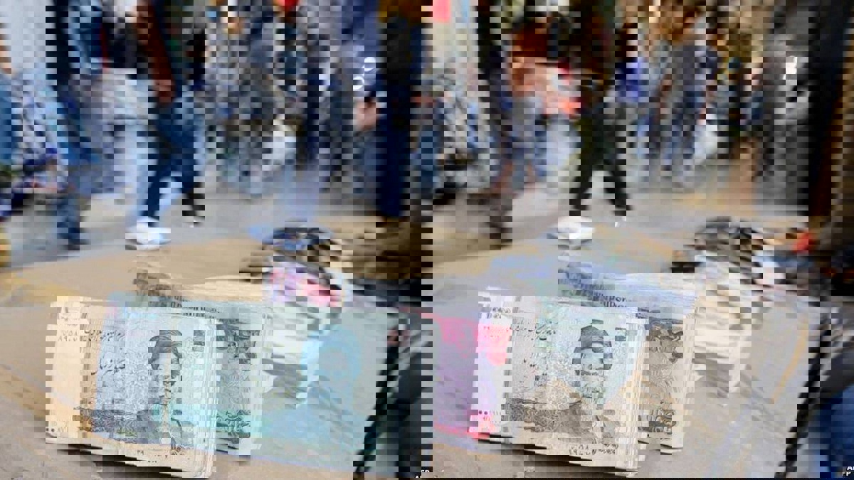 سعيًا لمواجهة الأزمة.. إيران تحذف 4 أصفار من عملتها