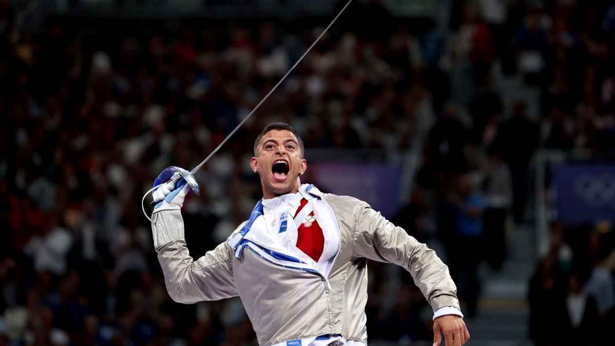 التونسي الفرجاني يحرز أول فضية عربية ويمر بجانب إنجاز تاريخي في أولمبياد باريس