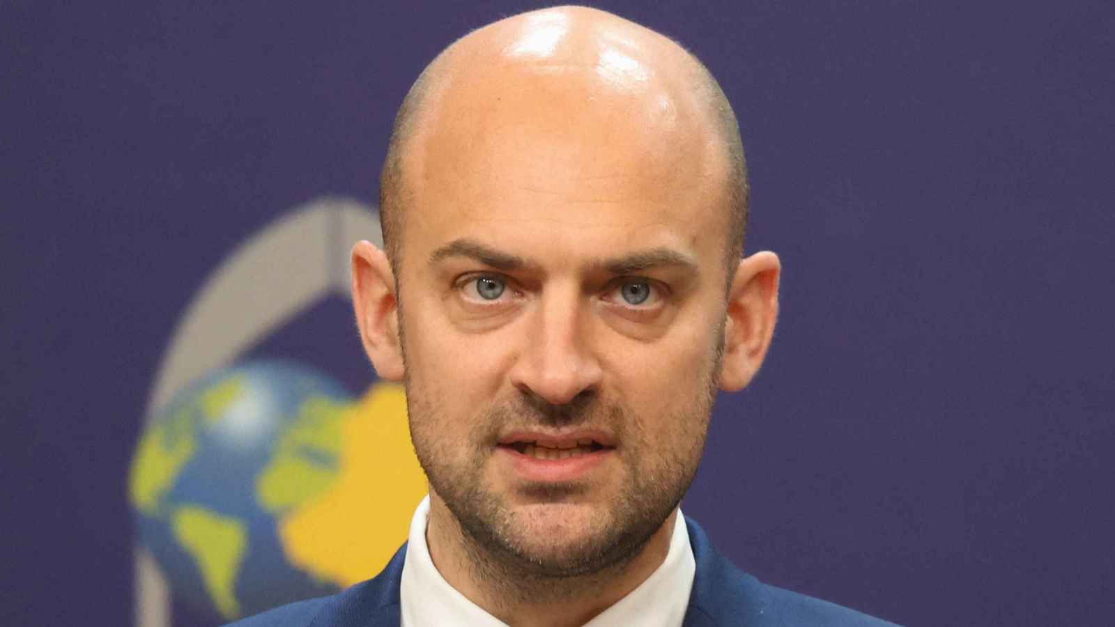 فرنسا: بوتين "العائق الوحيد" أمام السلام في أوكرانيا