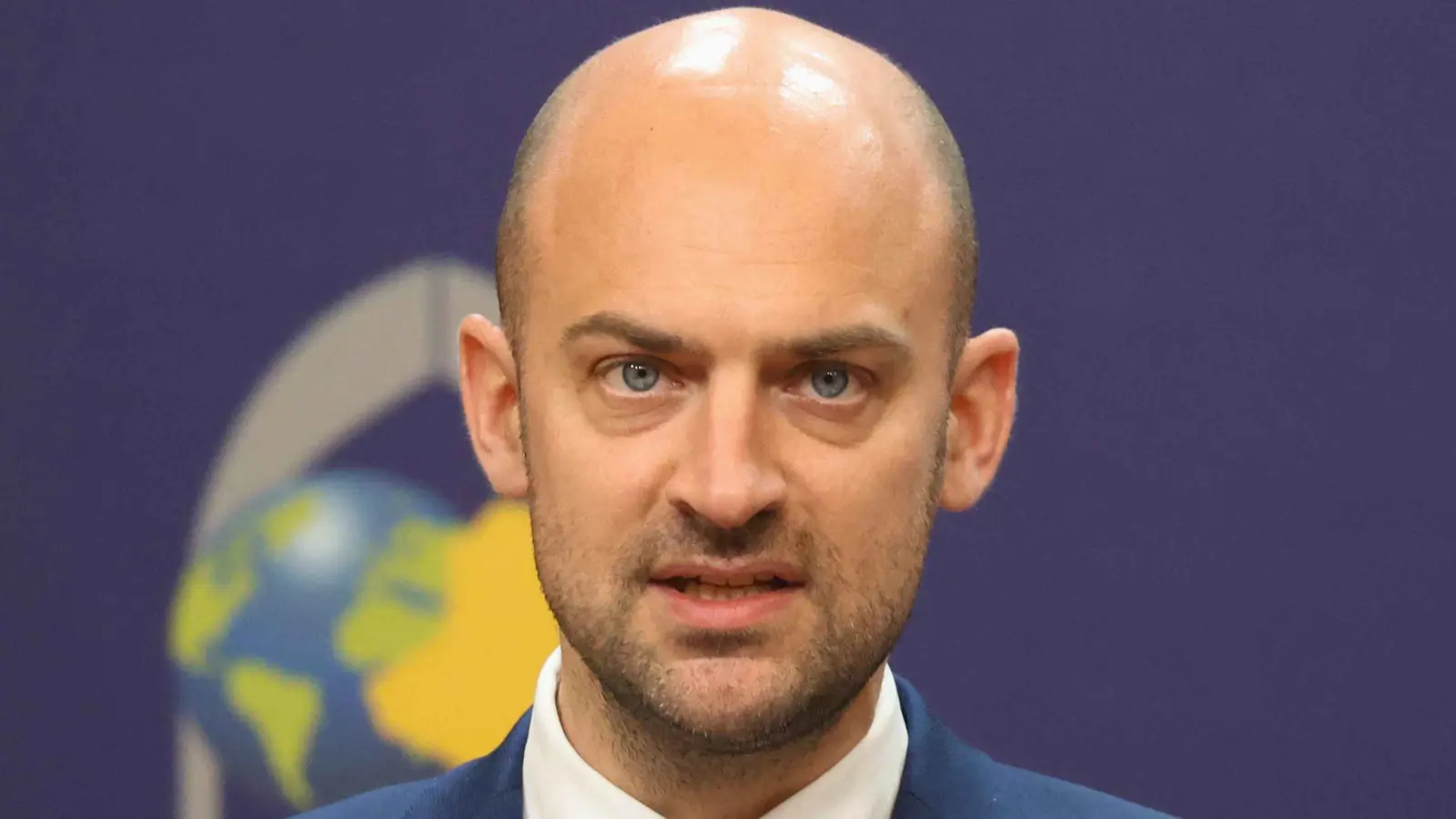 فرنسا: بوتين "العائق الوحيد" أمام السلام في أوكرانيا