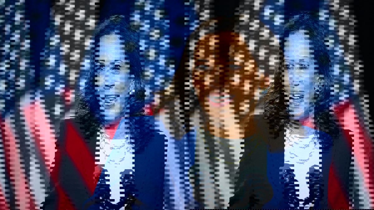 كامالا هاريس تعلّق تنقلاتها بعد اكتشاف إصابات بكوفيد-19 في محيطها