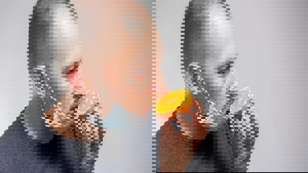 ارتفاع احتمال الإصابة بالخرف لدى فاقدي حاسة الشم جراء كورونا