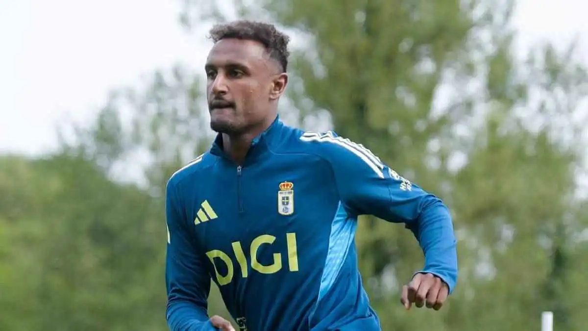 أول رد من هيثم حسن على طلب أموال للعب لمنتخب مصر