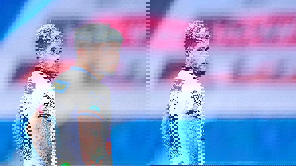 سبب طرد إيفر بانيغا خلال مباراة الشباب والهلال (فيديو)