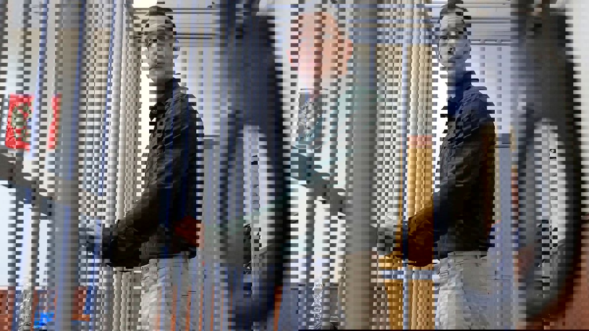 زنزانة ضيقة ودماء.. جندي أمريكي سابق يروي ظروف احتجازه في روسيا