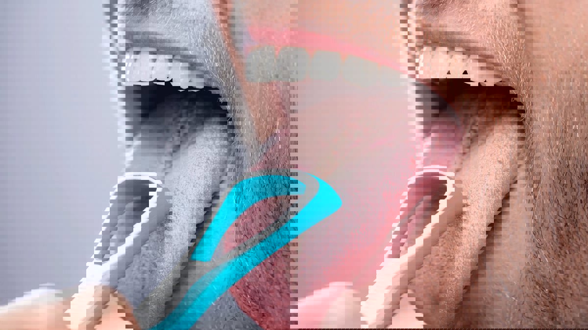 5 فوائد مذهلة لتنظيف اللسان.. تعرف إليها