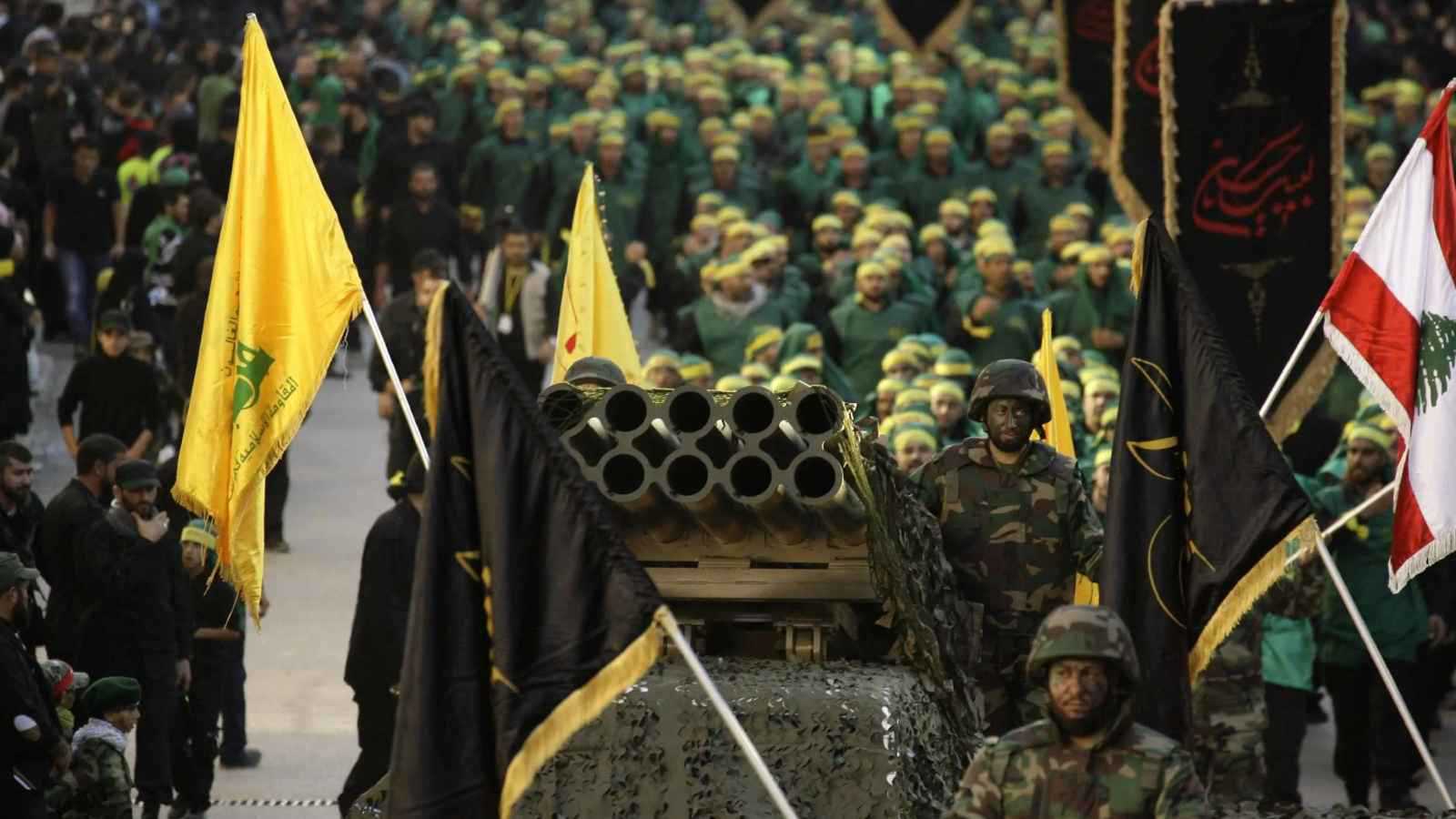 مناطق ملغومة.. مخازن حزب الله الجبلية تعقّد مسار حصرية السلاح في لبنان