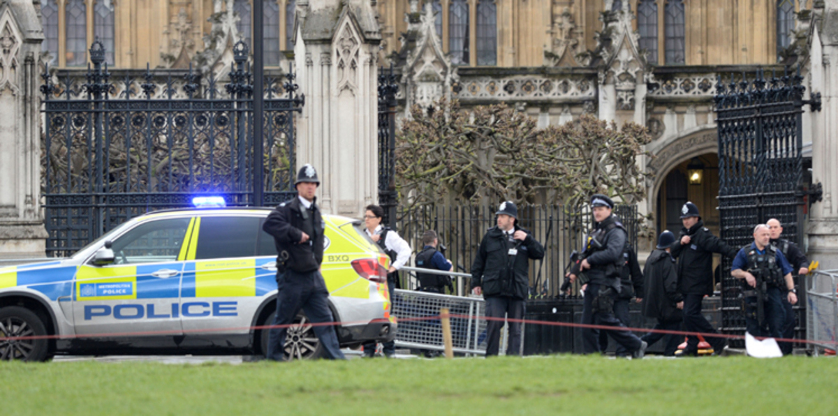 الإعلام الإيراني يزج باسم السعودية في هجوم لندن "الغامض"