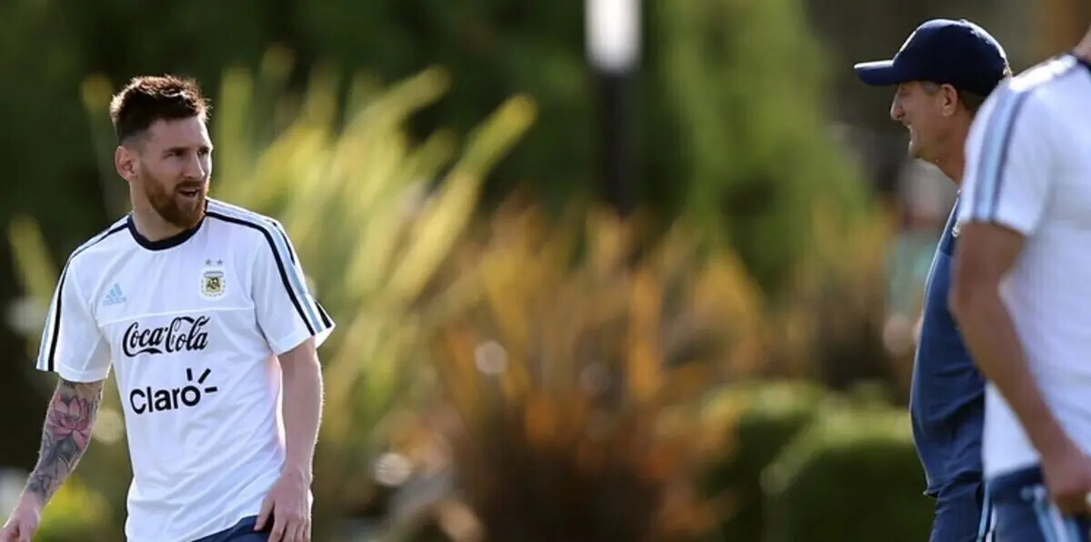 ميسي يواجه ذكريات سيئة وضغوطًا هائلة أمام تشيلي