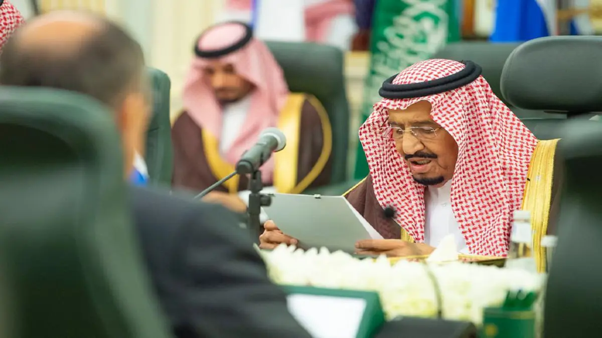 الملك سلمان يبحث مع بوتين سبل تحقيق الأمن ومحاربة الإرهاب وتعزيز الاقتصاد