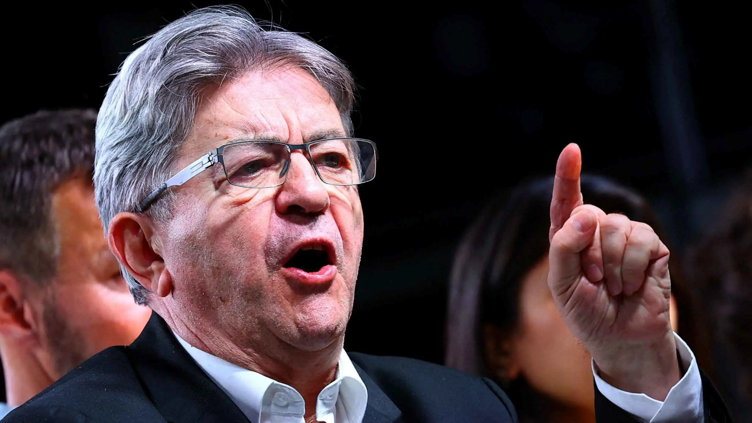 المستحيل يتحقق.. كيف انقلب المشهد بالانتخابات التشريعية الفرنسية؟