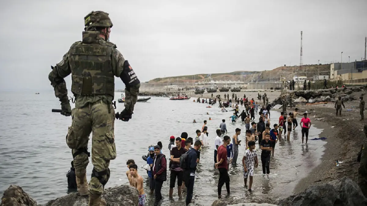 محللون: محاولة إسبانيا ضم سبتة ومليلية إلى "شنغن" تفجر أزمة جديدة مع المغرب