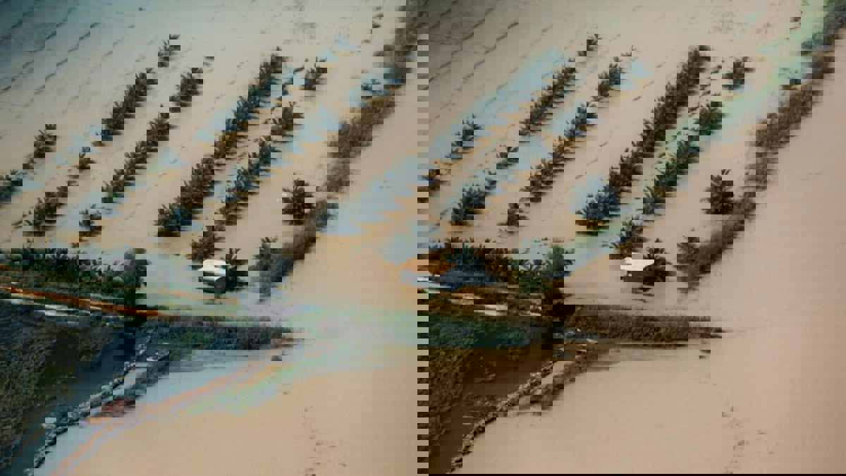 السلطات الإيرانية تخلي 11 قرية في محافظة خوزستان خوفًا من الفيضانات