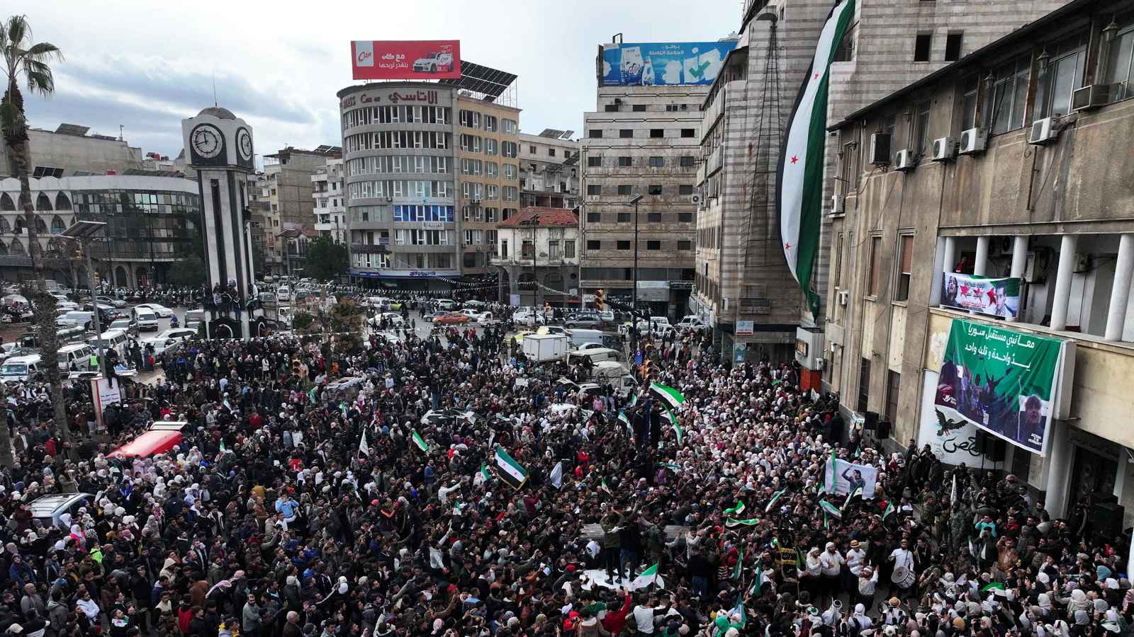 حراك الأقليات السورية في الخارج.. تصعيد يضع الإدارة الجديدة "تحت المجهر"