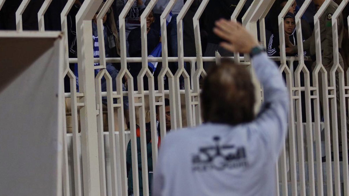 هل قصد جيسوس توديع جماهير نادي الهلال السعودي عقب الفوز على الفيحاء؟ (فيديو)