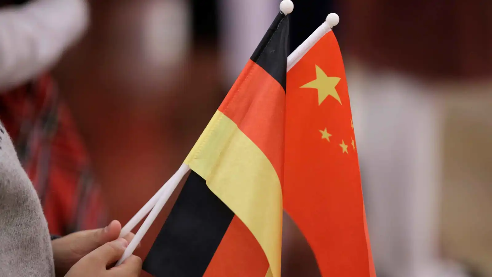 برلين تراجع سياستها تجاه بكين بعد أزمة زيارة فاديفول