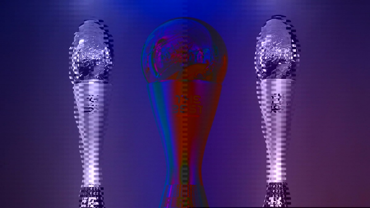 ترشيحات تشكيلة الفيفا المثالية.. هيمنة للاعبي الدوري الإنجليزي