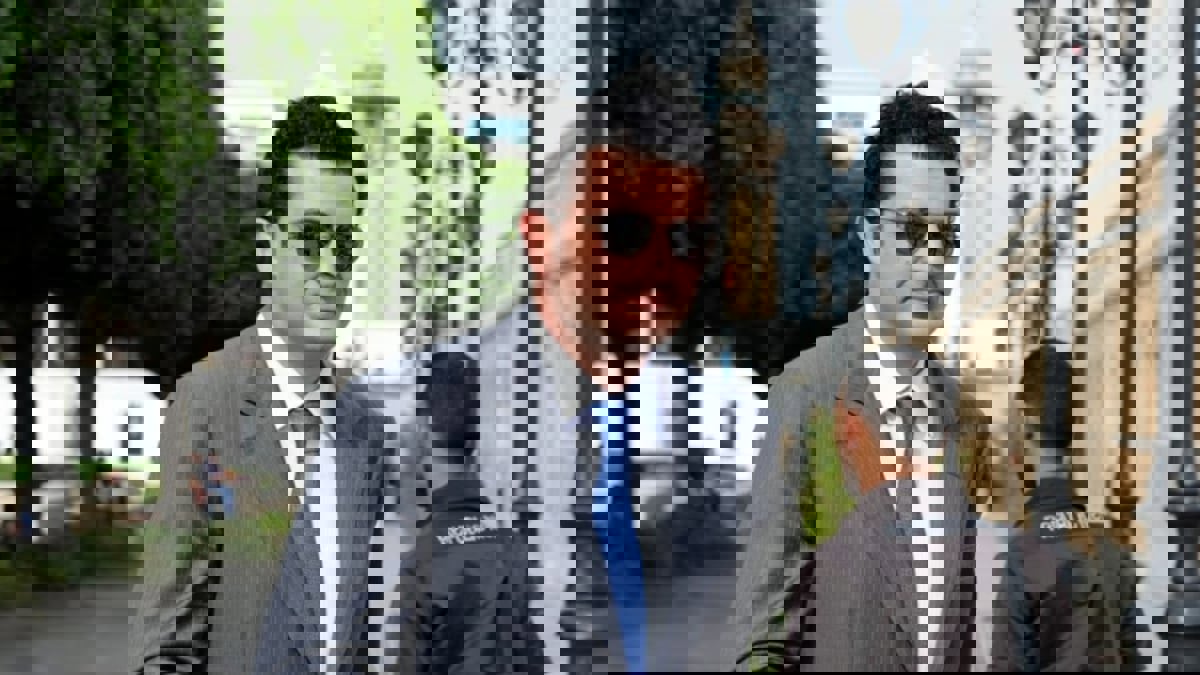 تونس.. مذكرة إيداع جديدة في السجن بحق مروان المبروك صهر بن علي