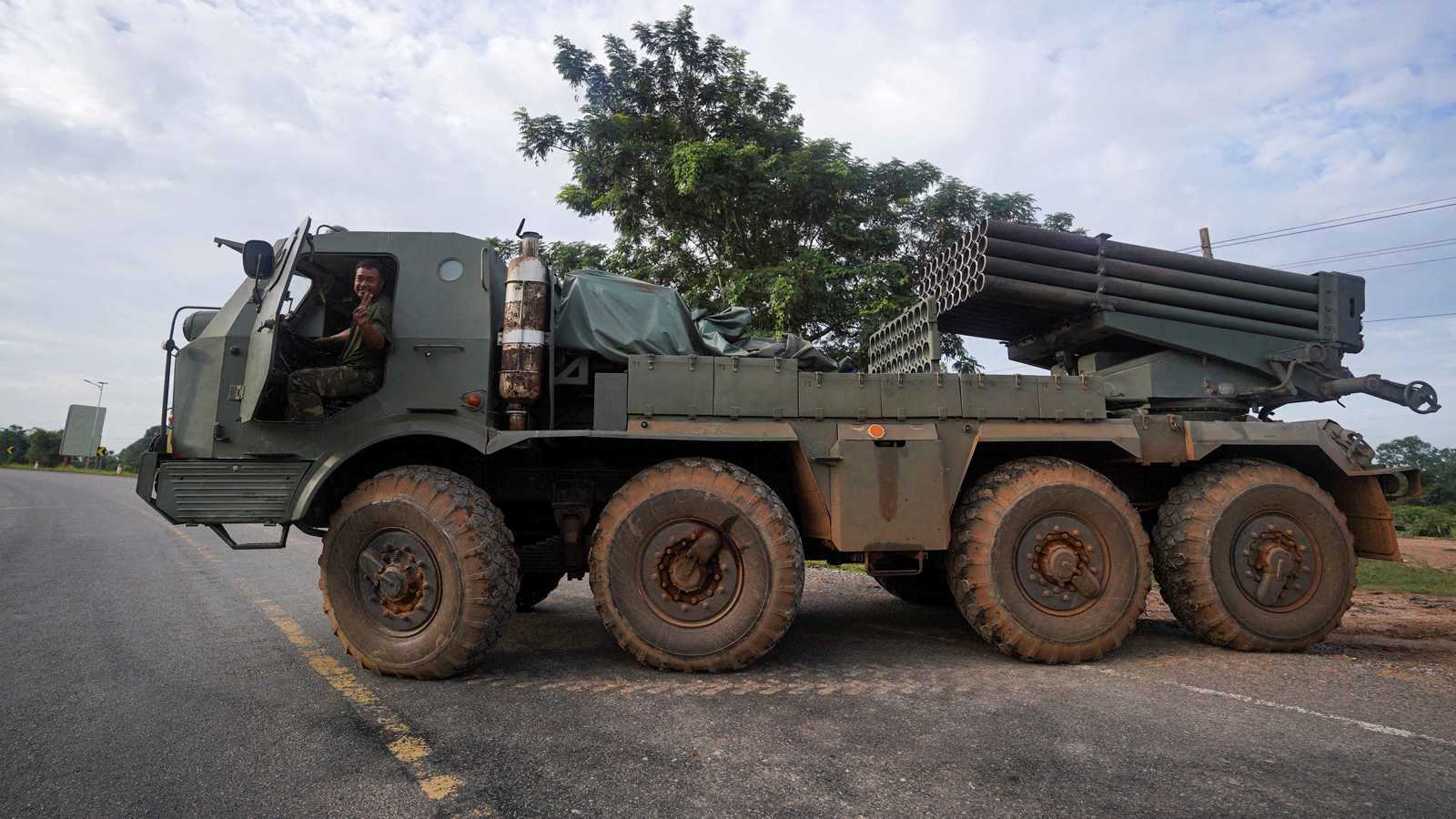 تايلاند تحذر من تحول المواجهات مع كمبوديا إلى حرب شاملة