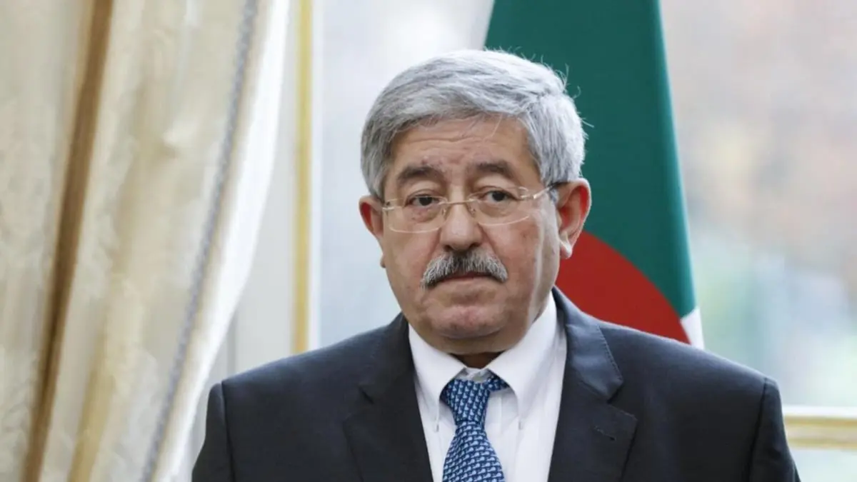 الجزائر .. أويحيى يرمي بالمسؤولية على بوتفليقة في اتهامات فساد