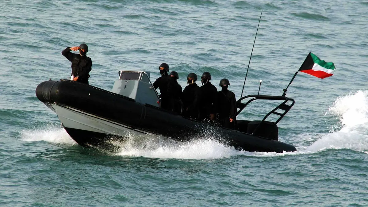 الجيش الكويتي يكشف حقيقة تسجيل تحذيري لحفارة عراقية في المياه الإقليمية