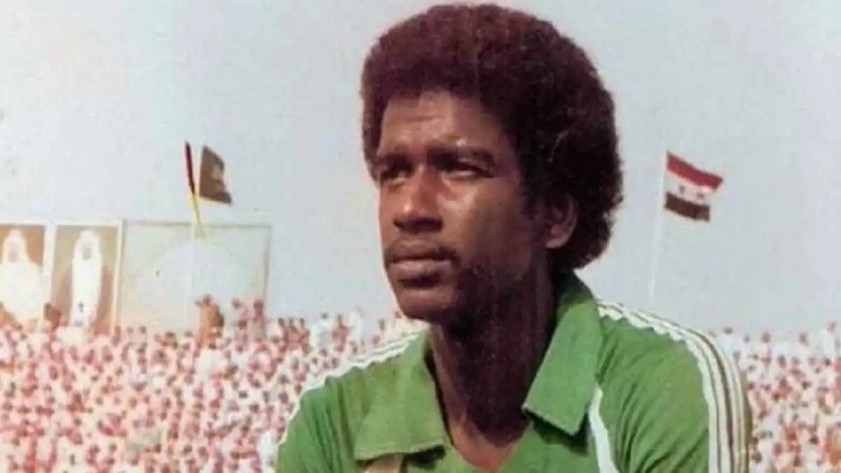 "قبل التسجيل يقول جول".. نجم الهلال يحكي قصة أسطورية عن ماجد عبدالله (فيديو)