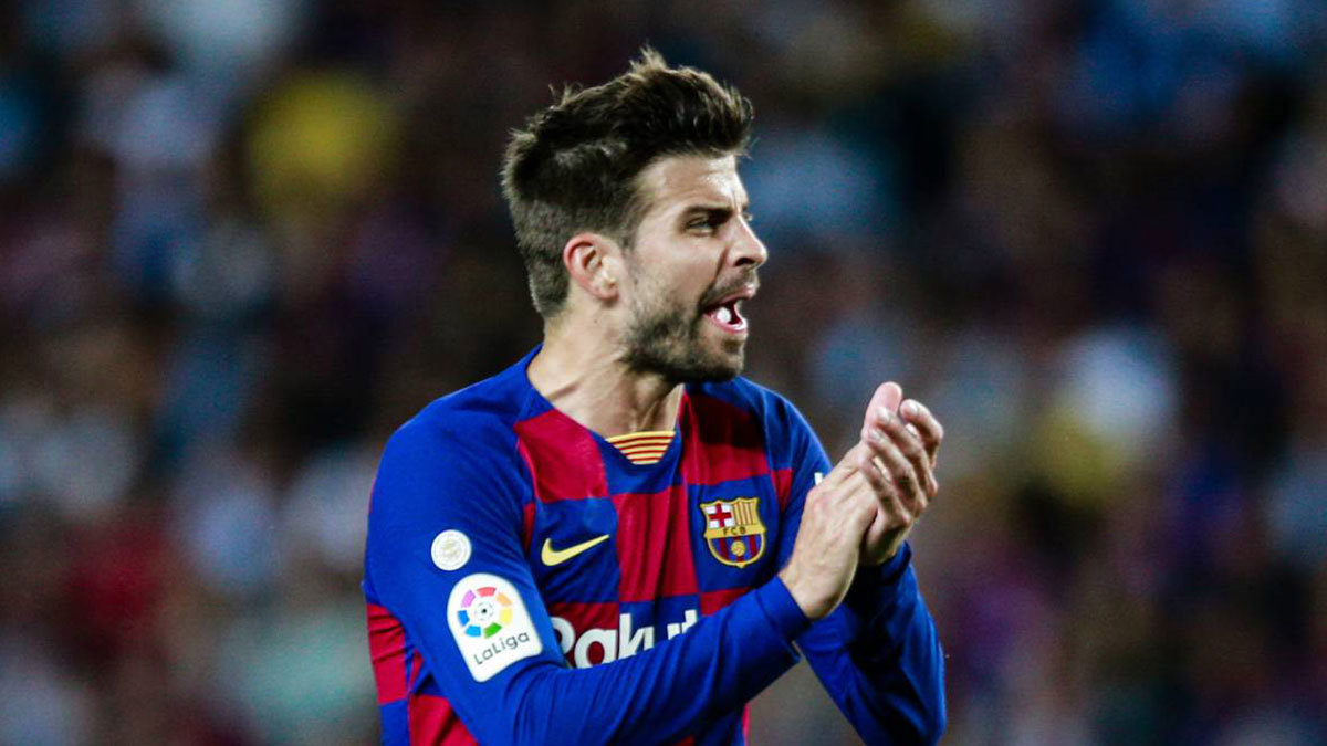 بيكيه وكاسيميرو يواجهان خطر الغياب عن مباراة برشلونة وريال مدريد في كلاسيكو الدوري الإسباني