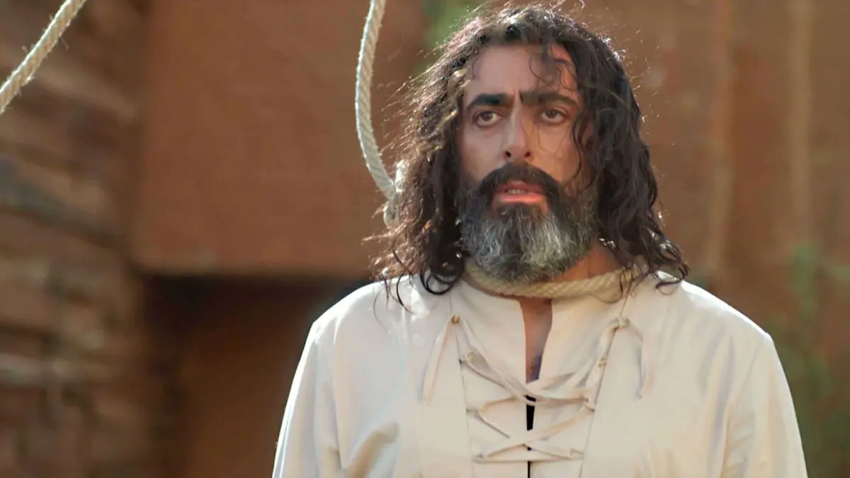 باسم ياخور يرد على انتقادات تقبيله قدم سلوم حداد في "العربجي"
