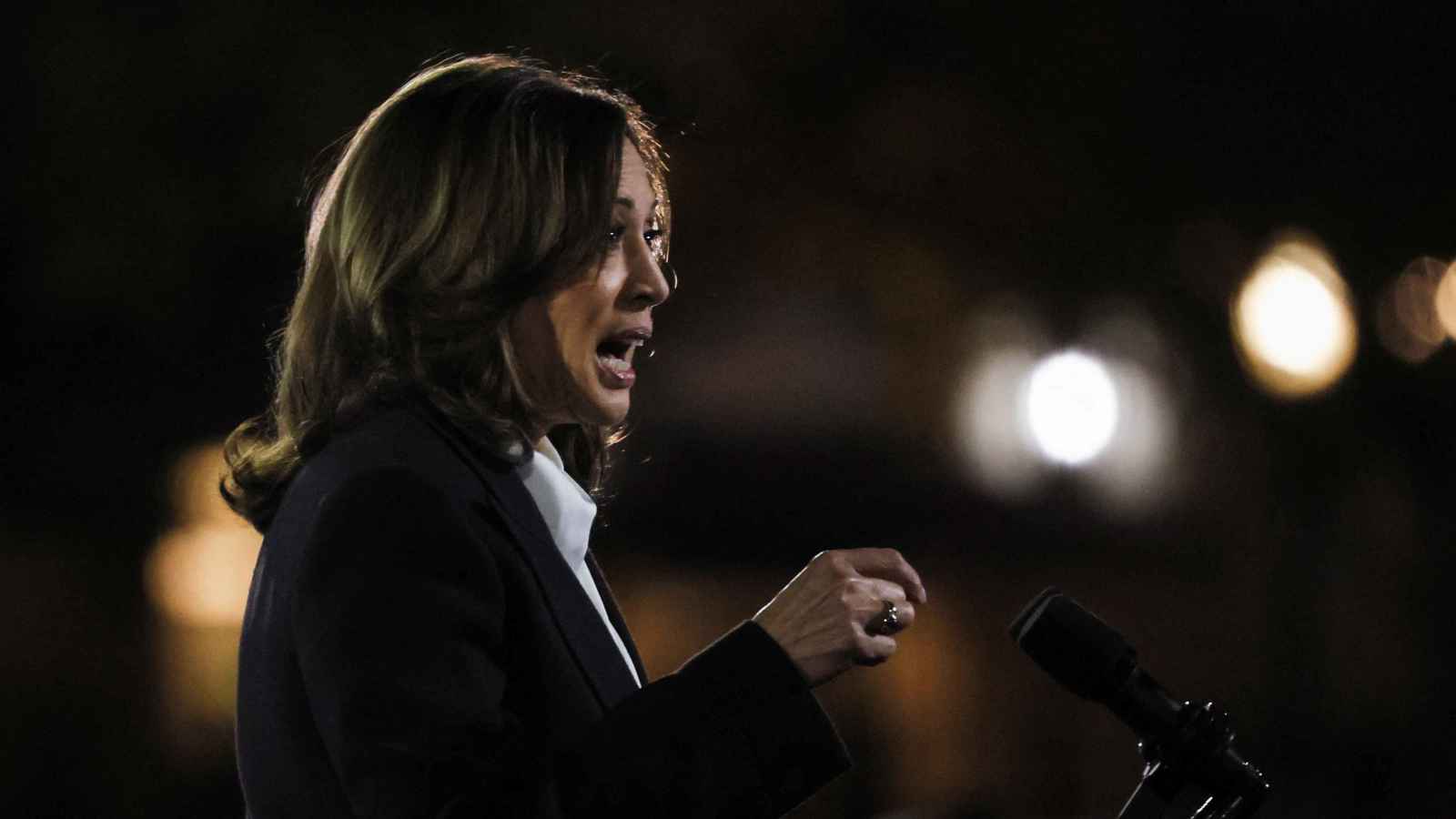 هاريس تحذّر: ترامب "مهووس بالانتقام" ويسعى إلى "سلطة مطلقة"