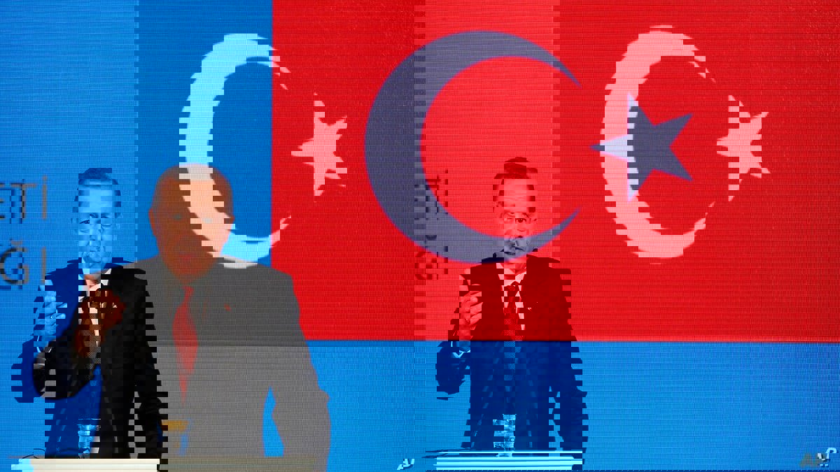 أردوغان: هجمات باريس تظهر أن الإرهاب خطر جماعي