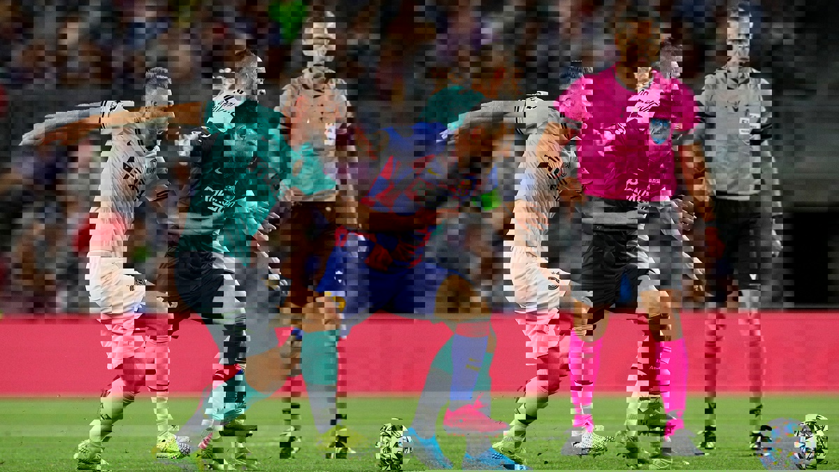 مباراة برشلونة وإنتر ميلان.. ميسي وسواريز ومارتينيز يخطفون الأضواء في موقعة كامب نو