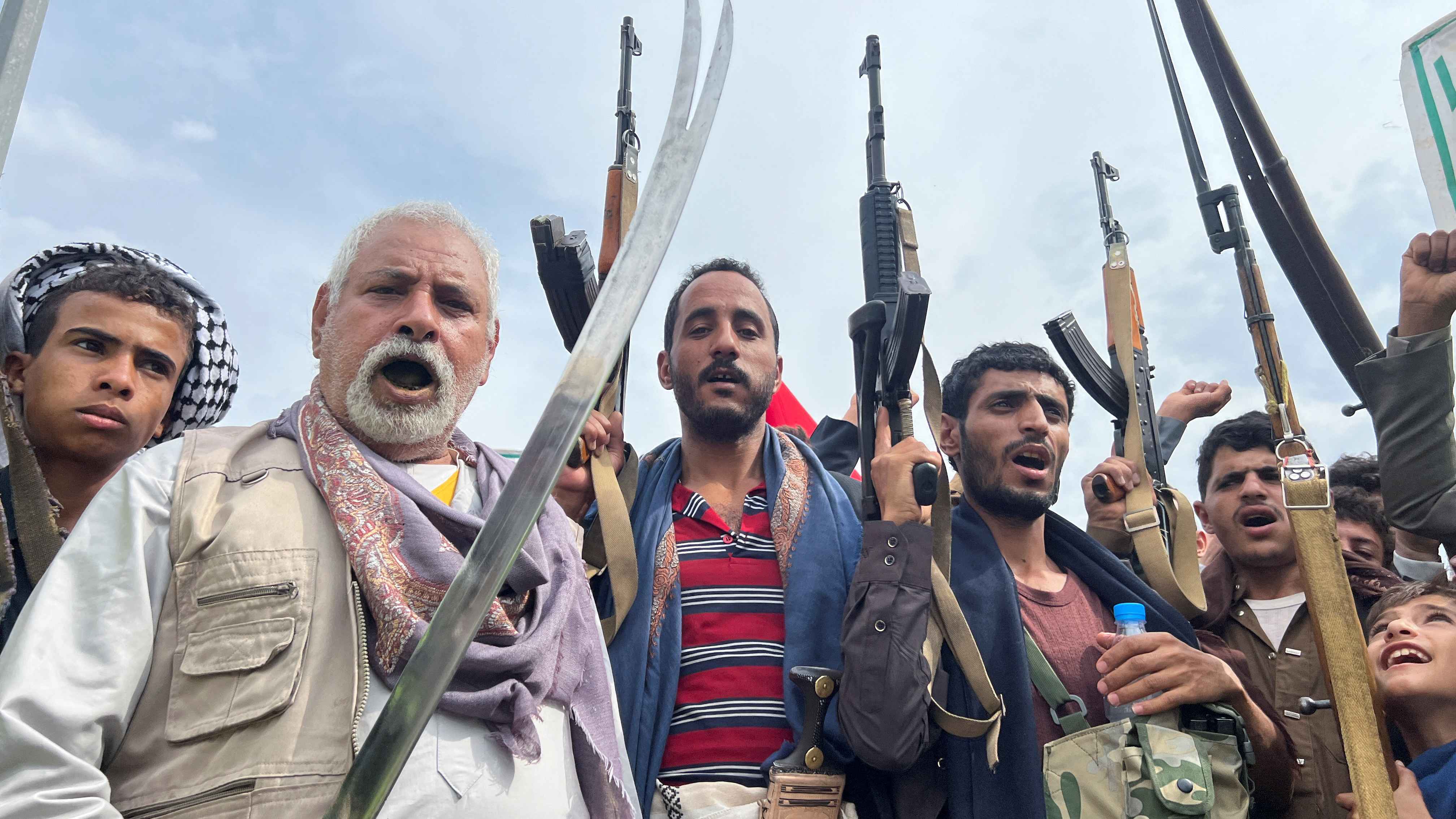 اعتقال وخطف بين قياداتها.. أزمة ثقة تعصف بميليشيا الحوثي