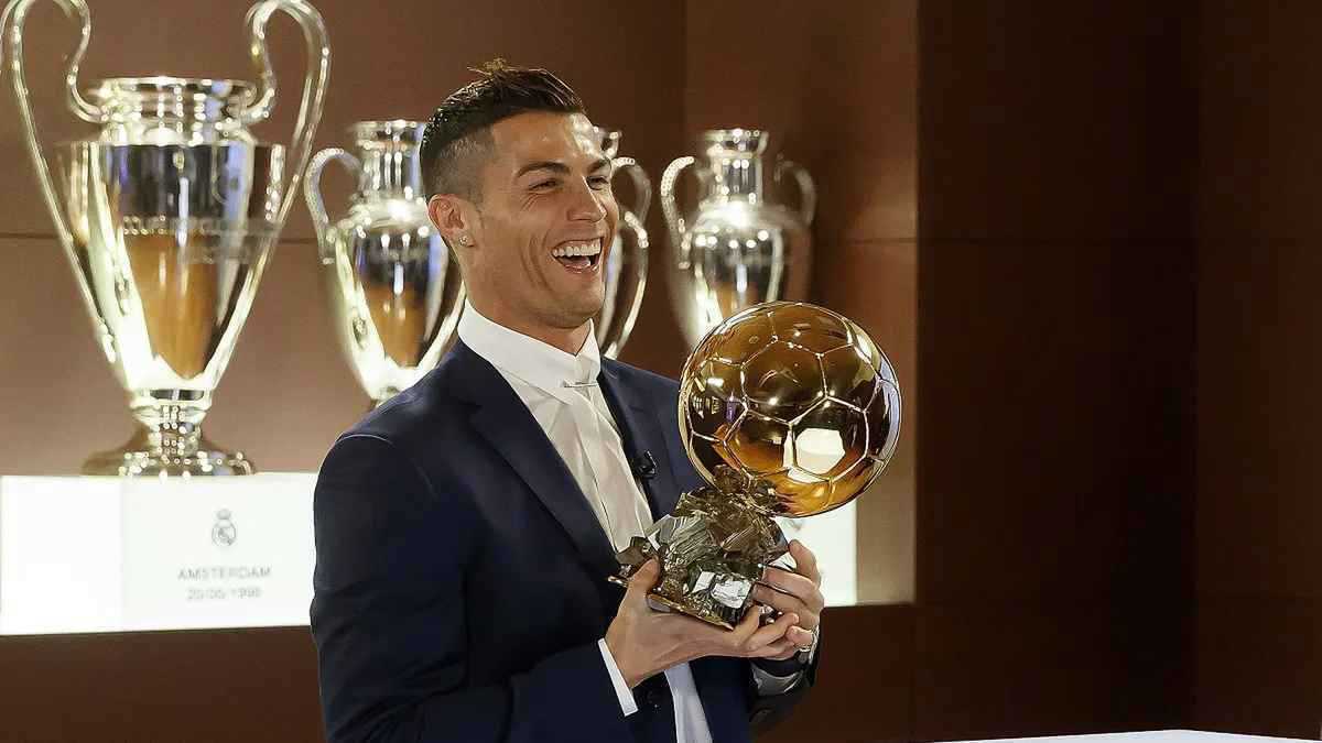 4 مفاجآت من العيار الثقيل في ترشيحات الكرة الذهبية