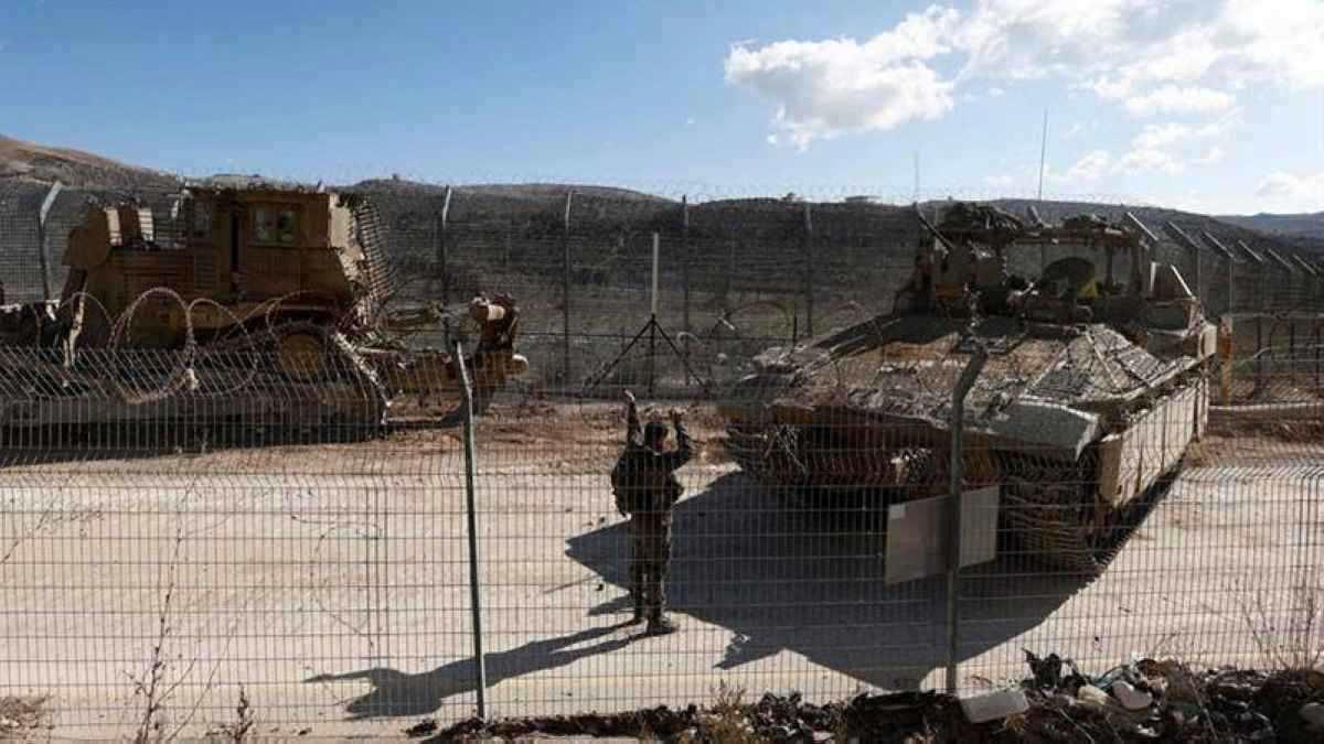 مقتل سوريين وإصابة 6 جنود إسرائيليين خلال عملية أمنية بريف دمشق