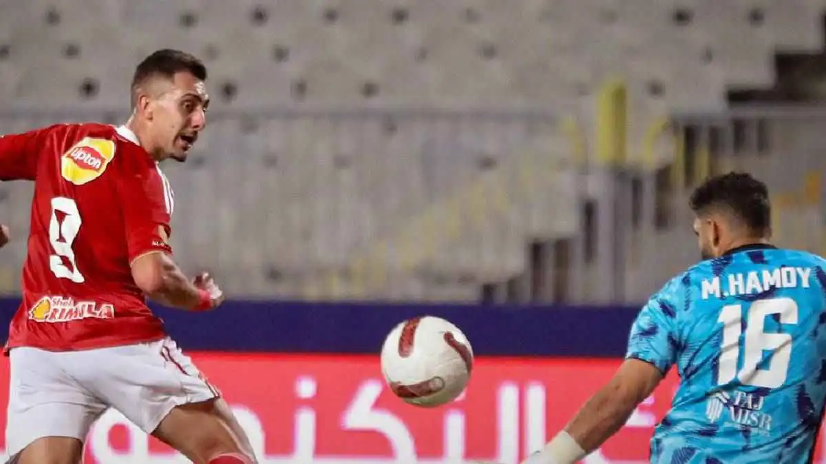 جراديشار في مباراة الأهلي والمصري