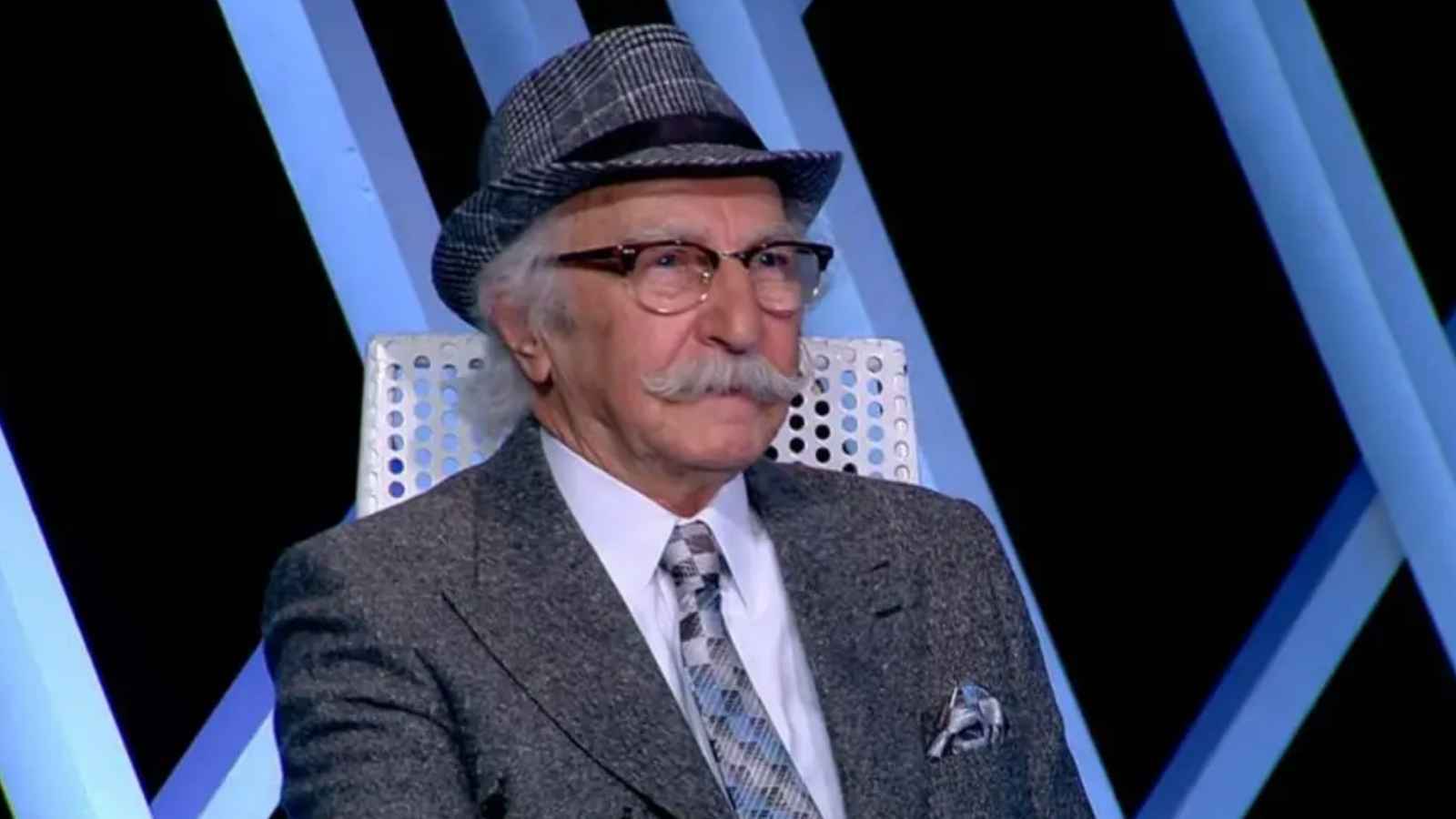 حسام تحسين بيك: أنا غشيم ولا أملك هبة "الذكاء"