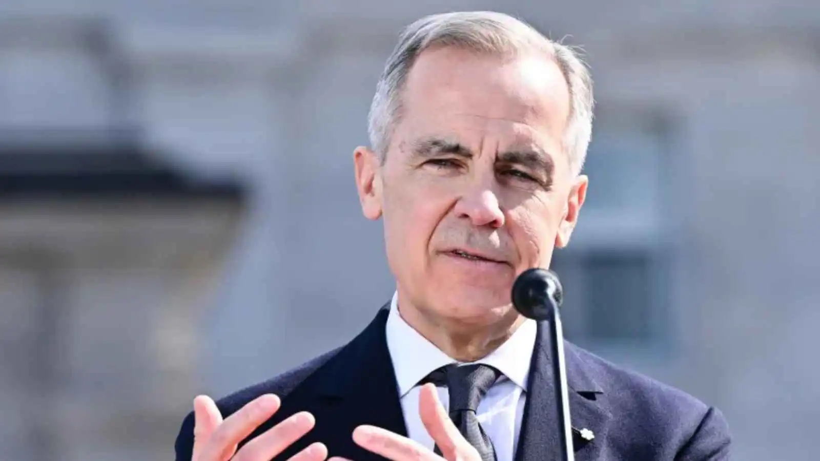 كندا تلزم بالإبلاغ عن جميع المعاملات المالية المرتبطة بإيران