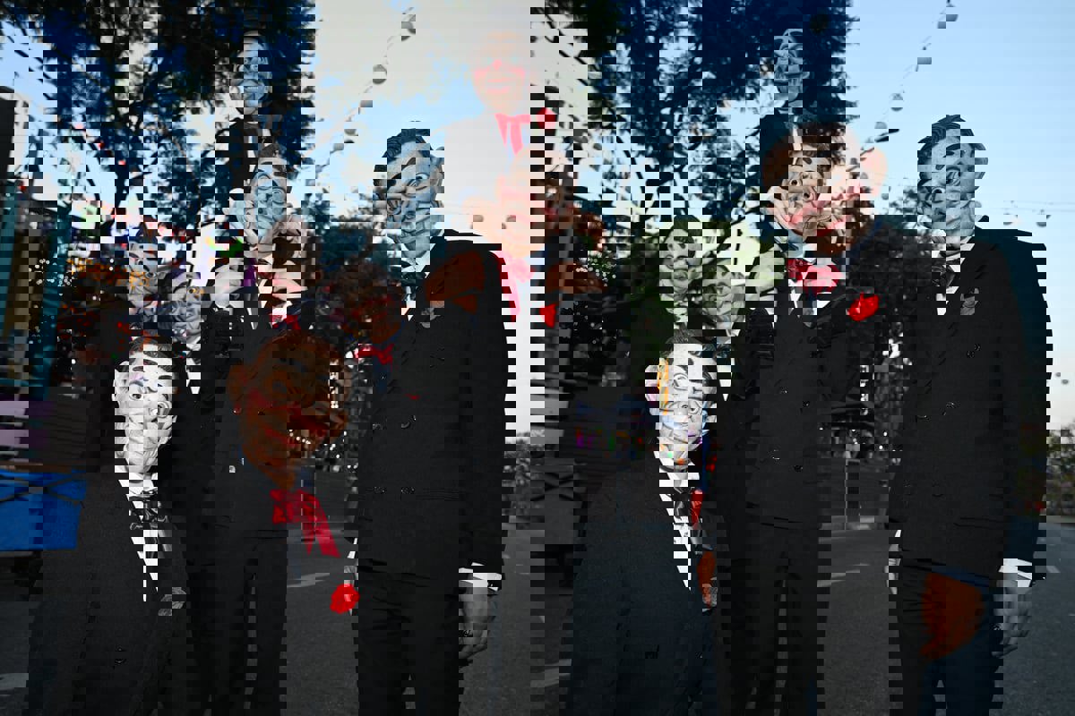 زي تنكري لهتلر يتسبب بمعاقبة 7 مسؤولين في كوبا