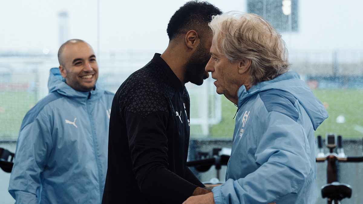 اقتربت.. موعد عودة نجم الهلال المصاب