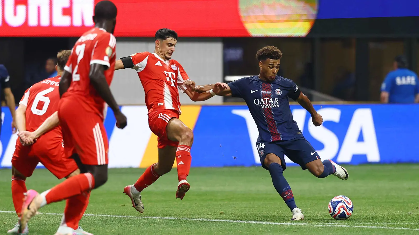 سان جيرمان يقصي بايرن ميونخ ويبلغ نصف نهائي كأس العالم للأندية (فيديو)