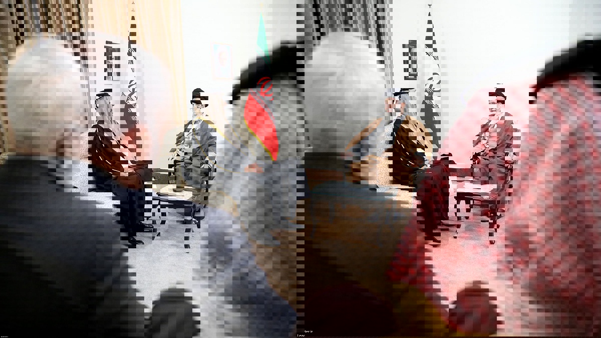 خامنئي يلتقي أمير قطر في طهران