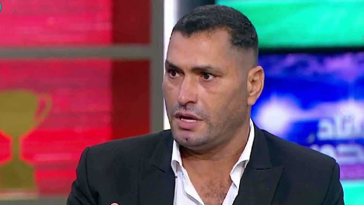 "لازم يقعد دكة".. أبو الدهب يصدم قائد الأهلي المصري (فيديو)