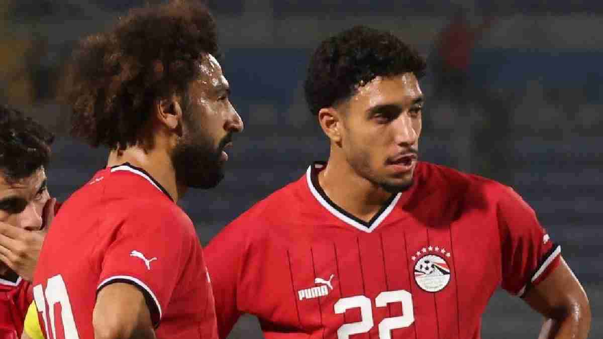 مرموش يصطدم بمحمد صلاح في 
