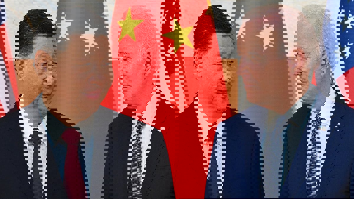  بعد أيام من زيارة بلينكن للصين.. بايدن يصف شي جينبينغ بـ"الدكتاتور"